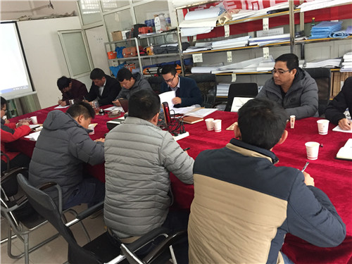 三直召開黨支部大會(huì)學(xué)習(xí)十九大精神拓展黨員隊(duì)伍