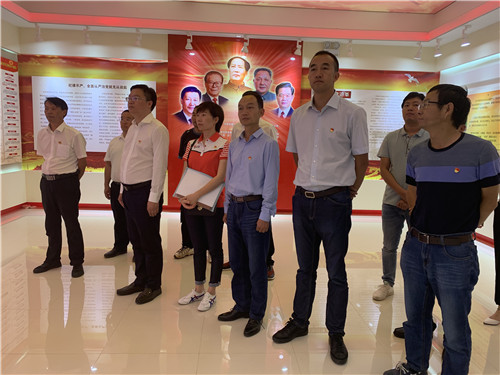 “不忘初心、牢記使命”主題教育—公司領(lǐng)導(dǎo)班子到昆明市紀(jì)律教育基地開展體驗(yàn)式學(xué)習(xí)