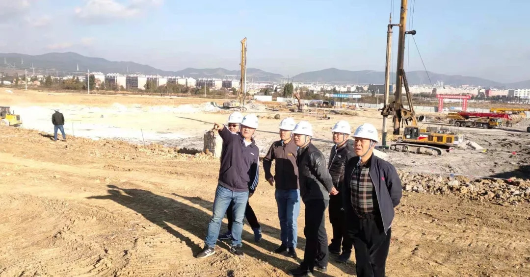 萬向遵調研曲靖片區(qū)項目