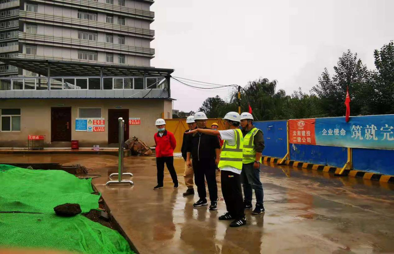 【我為群眾辦實事】公司領(lǐng)導(dǎo)到宣威市中醫(yī)院項目進(jìn)行檢查指導(dǎo)