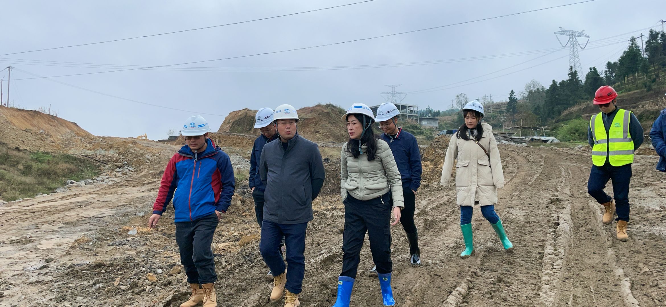 【我為群眾辦實(shí)事】公司領(lǐng)導(dǎo)調(diào)研檢查鎮(zhèn)果高速六分部