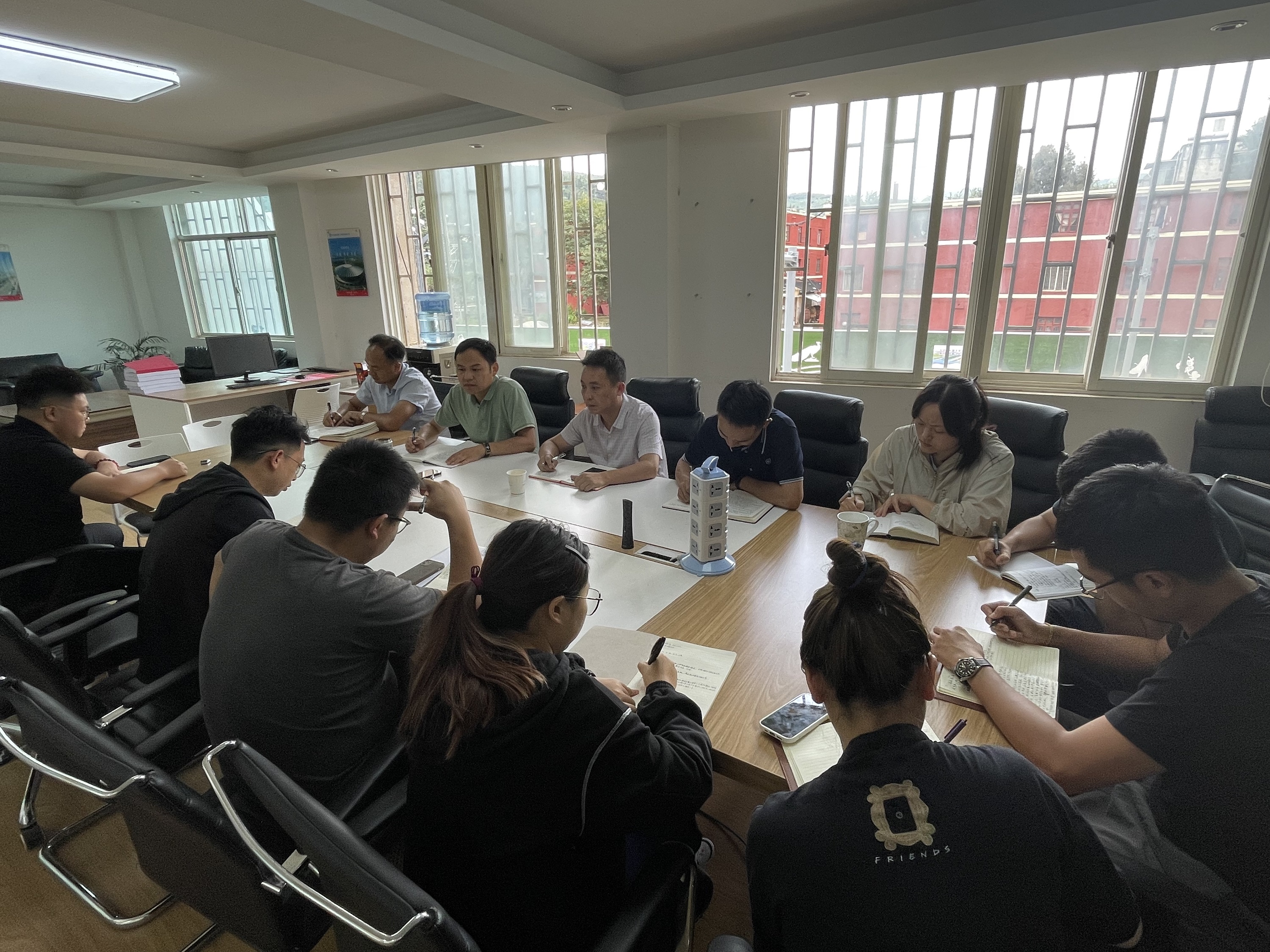 【公司動態(tài)】市場部召開部門經(jīng)營業(yè)務(wù)會