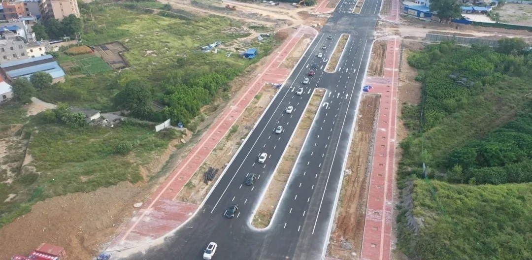 【項目動態(tài)】第十七直管部元江國道213項目興元路南延長線、規(guī)劃二號路順利通車！